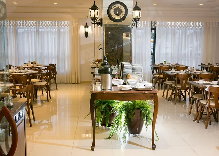 LizonHotel em Curitiba